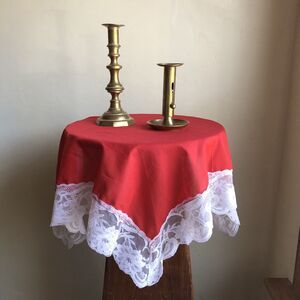 Vintage Square Small Tablecloth, Red and White Lace Edge 26" Altar Side Table